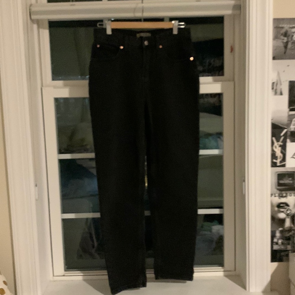 straight leg mom jean